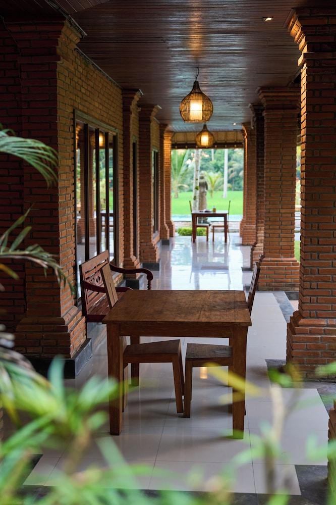 Hening Suite Ubud