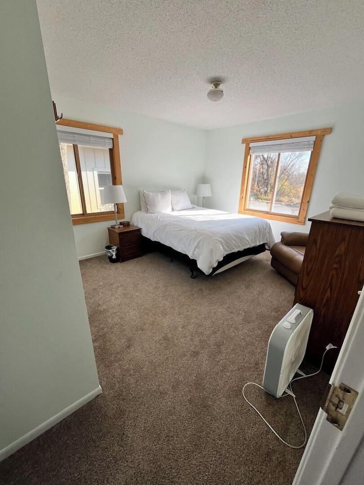 The Point - On Gull Lake