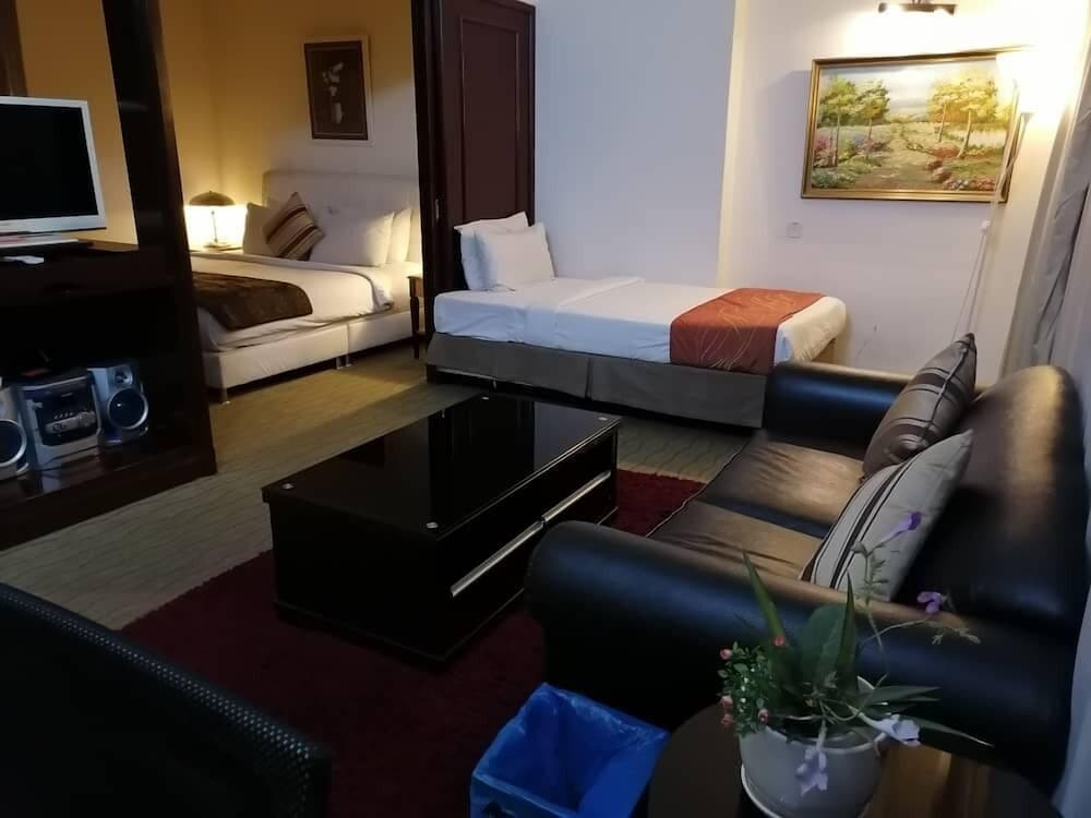 KL PREMIER SUITE AT TIMES SQUARE