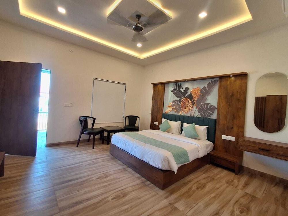 Orchard Hills Resorts