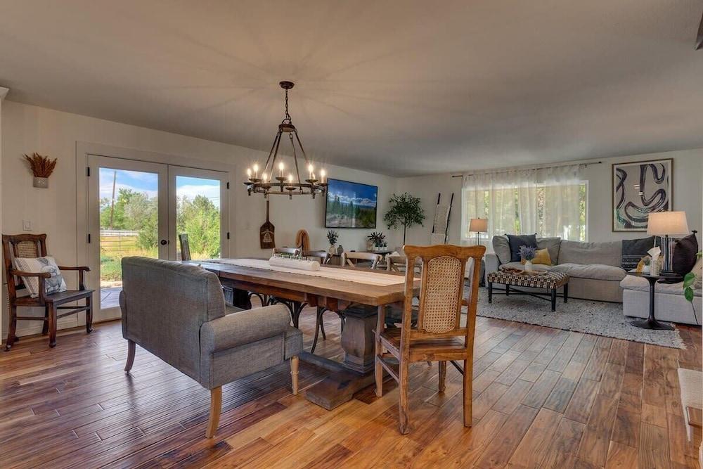 @ Marbella Lane - Eccentric 4BR Modern Ranch Home