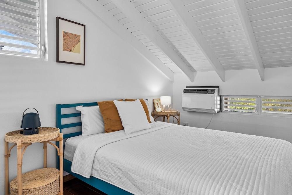 Beachfront With Pool Free Parking