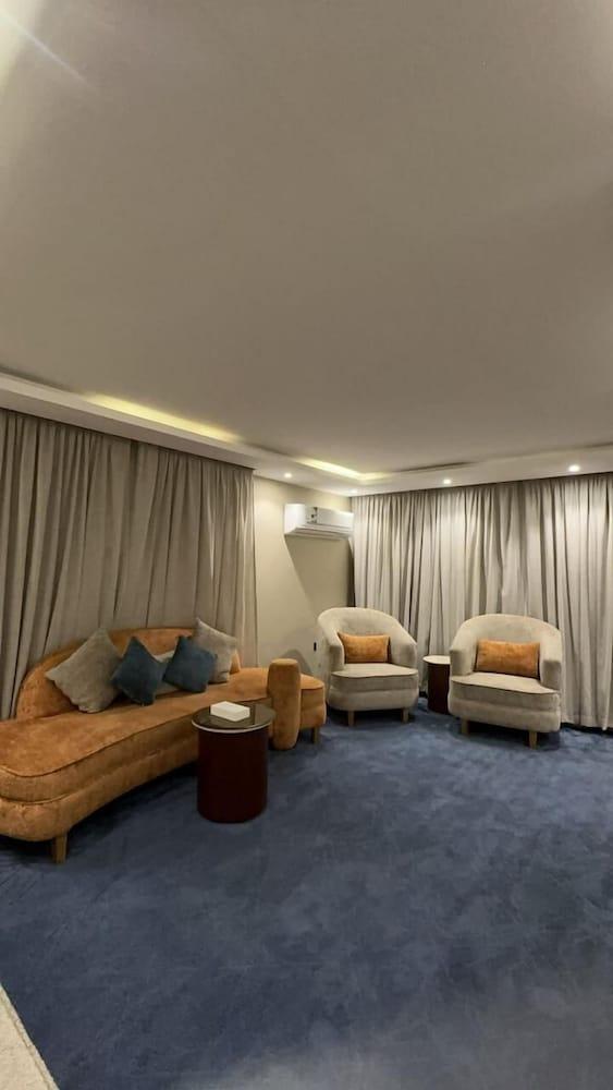 Vatoran Luxury Apartments