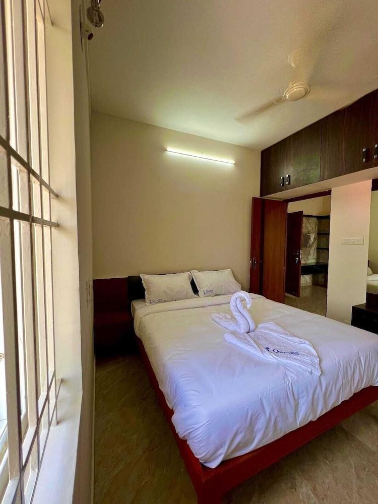 Queen's Hotel Service Apartment Salem