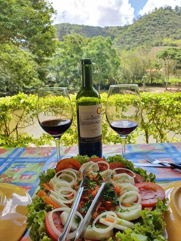 Pousada Vale do Ouro Verde