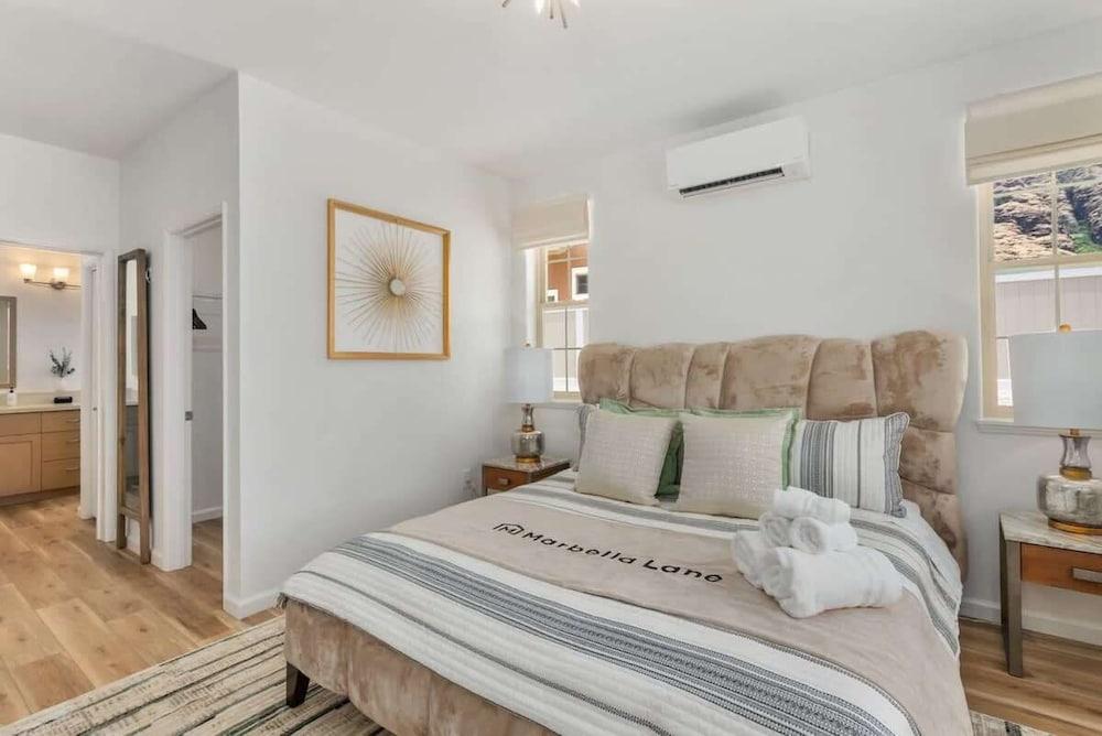 @ Marbella Lane - Paradise Point Close to Beaches