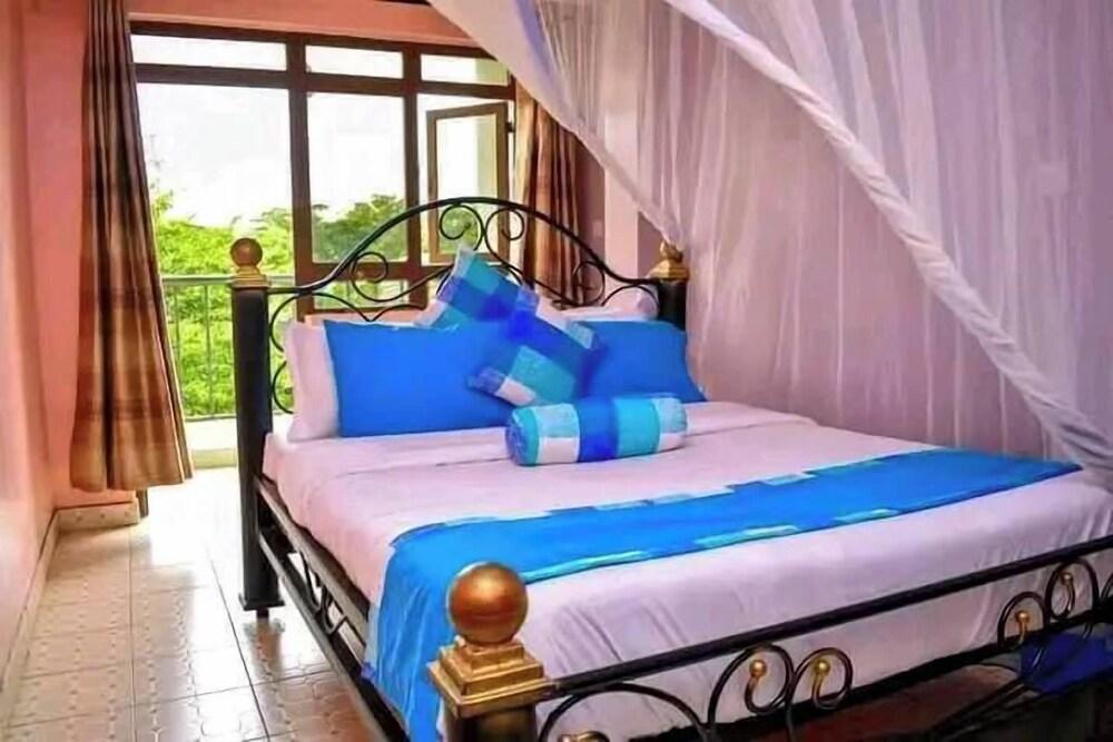 Hotel Staridge Limited