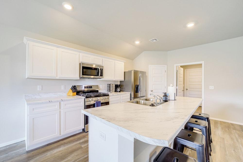 Family Home w/ Large Yard & Patio in Broken Arrow!