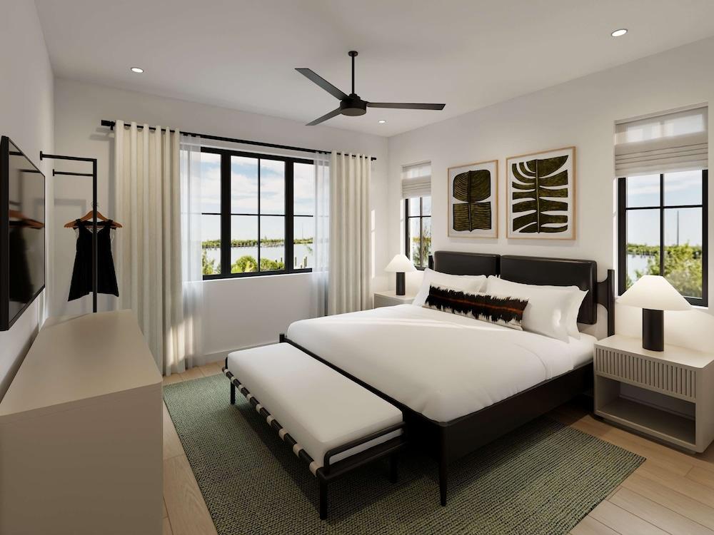 Parking Pool Dock - Shellstone House