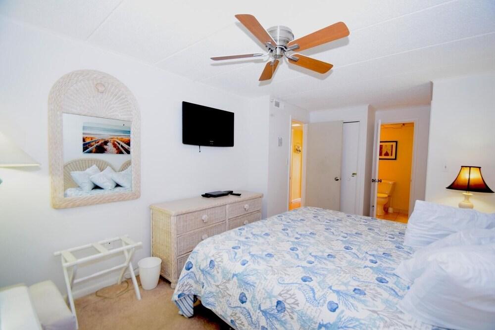 Thunder Island 148d 2 Bedroom Condo