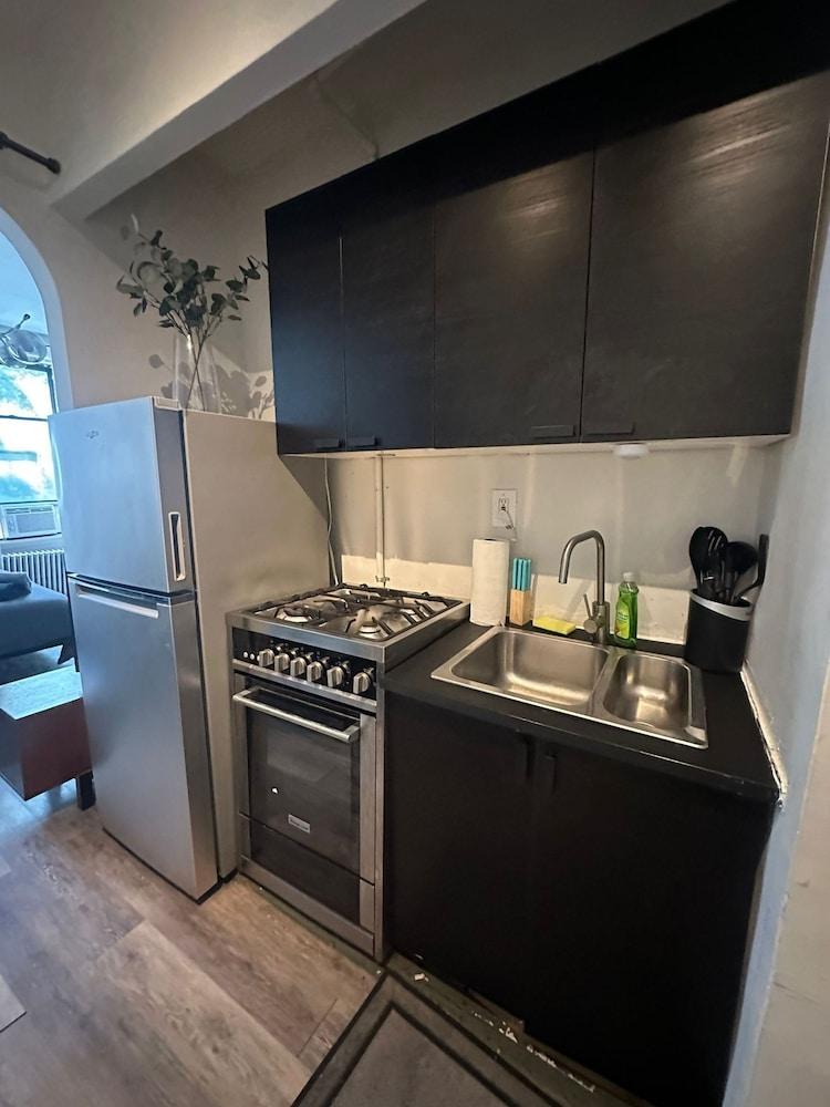 Cozy 2BR in NYC Lenox Hill