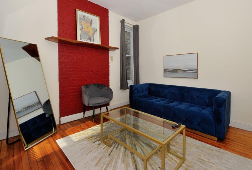 2BR Upper East Side Near Central Park