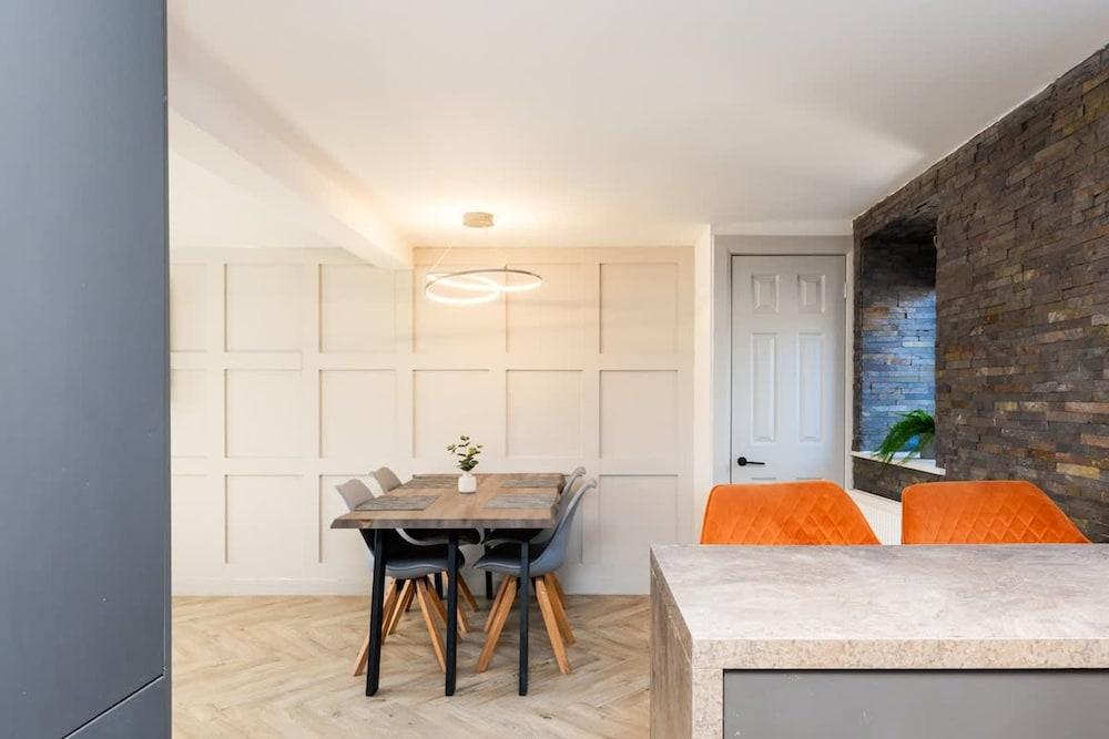 5 Bedroom Apartment - Galashiels