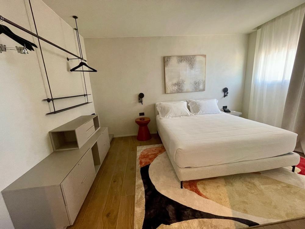 Opera Suite hotel Pesaro