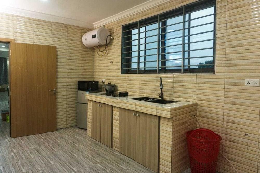 Breezy Mountain View