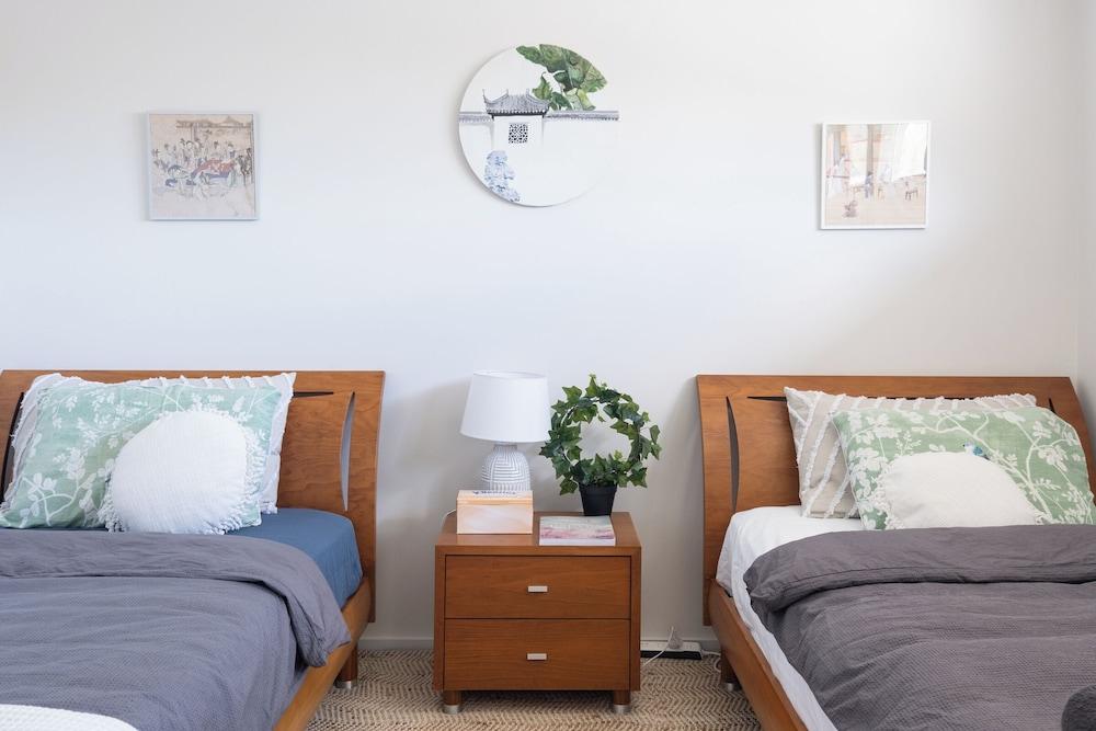 Kozyguru | Marsden Park | Charming 5Bed + Backyard