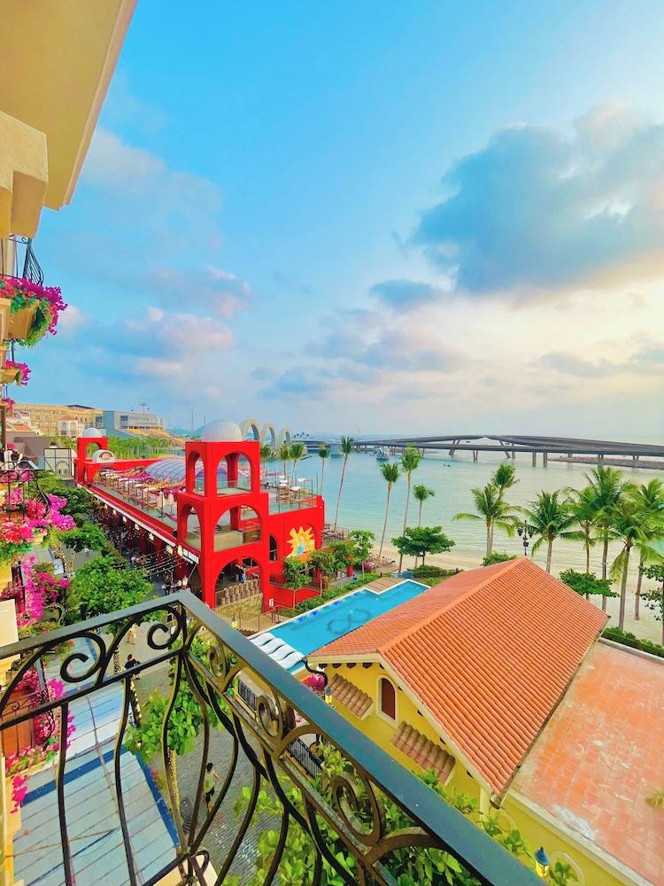 Atina Boutique Homestay