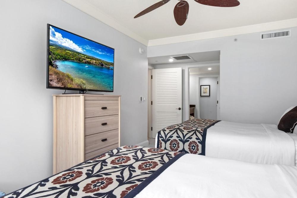 Honua Kai Hokulani Collection by KBM - 4 Units on same floor (203/204/236/247)