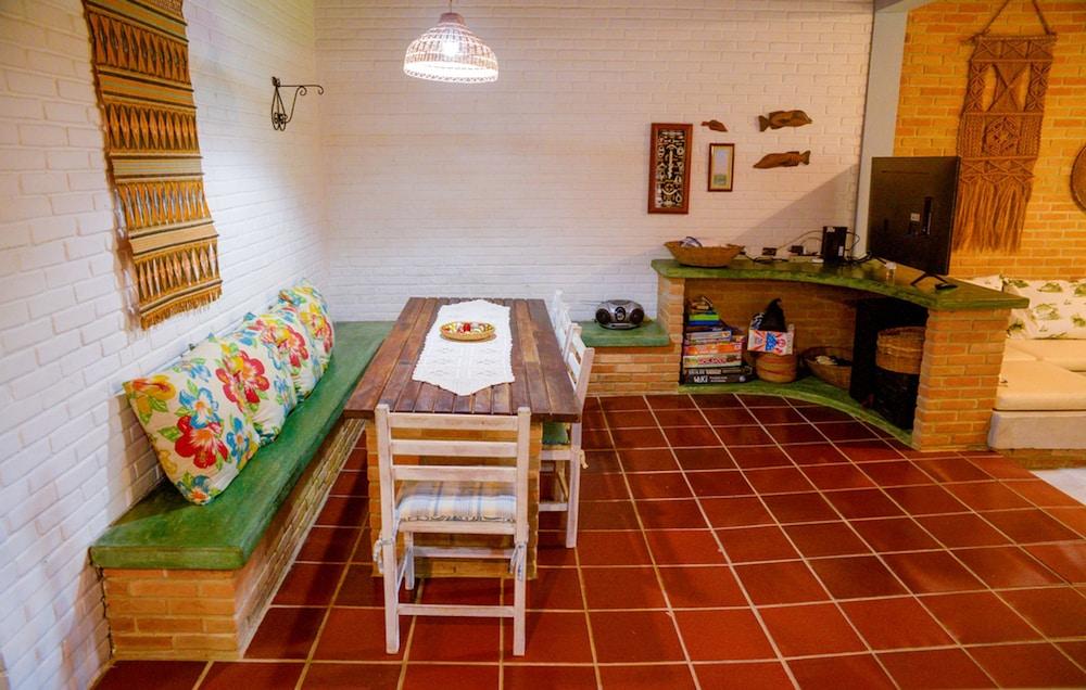 Tima Casa c Wi-fi 8 min da Praia Bareque aba SP