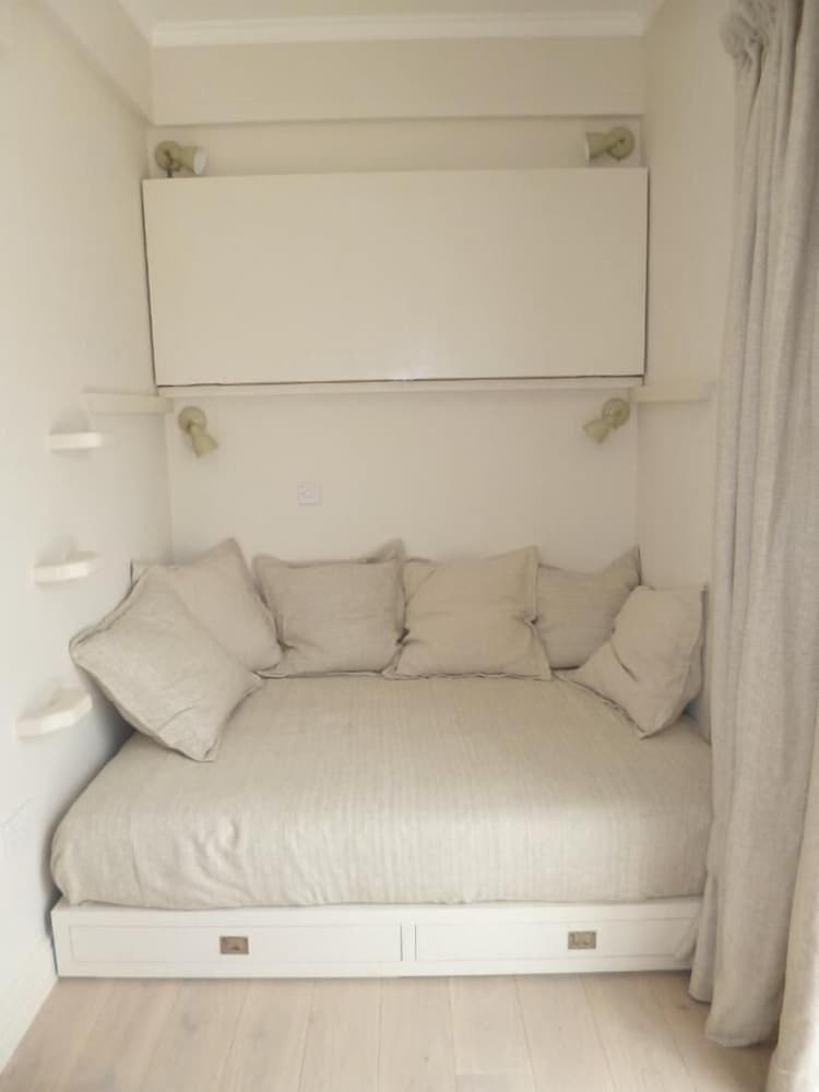 Villa Mimi Beachfront Beau Vallon