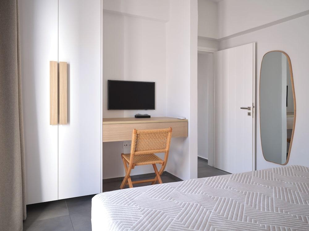 Parousia Luxury Apartments