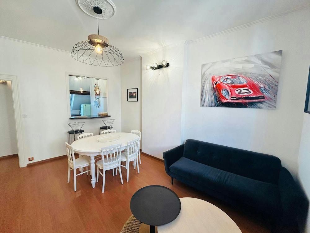 Le Majestueux Brul e Hypercentre Parking