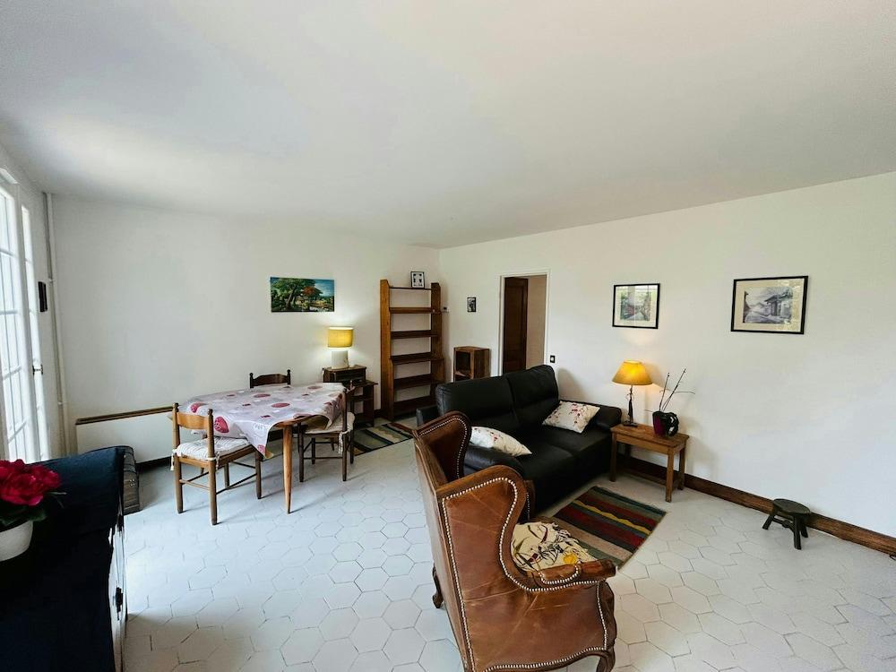 La Maison aux Oiseaux Jardin