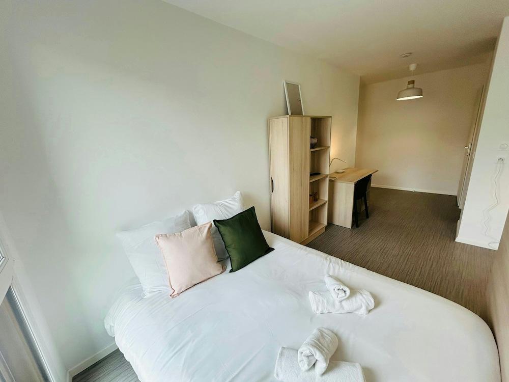 We Live In R - Suite 303