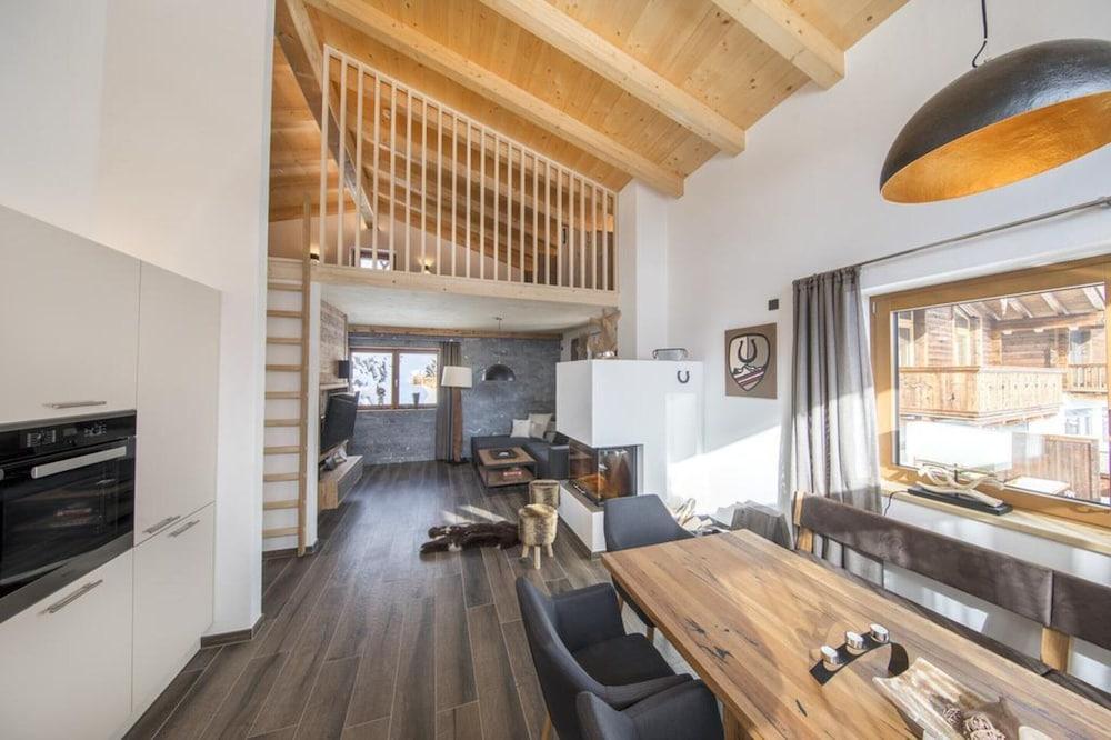 Chalet in Neukirchen Near Wildkogel Ski Arena