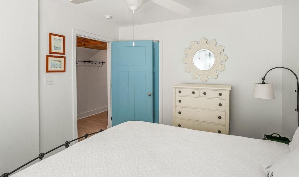 Beautifully Updated 3-bed, 2-bath Oceanfront Retreat