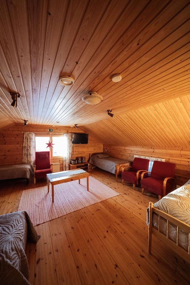 Napapiirin Järvilomat