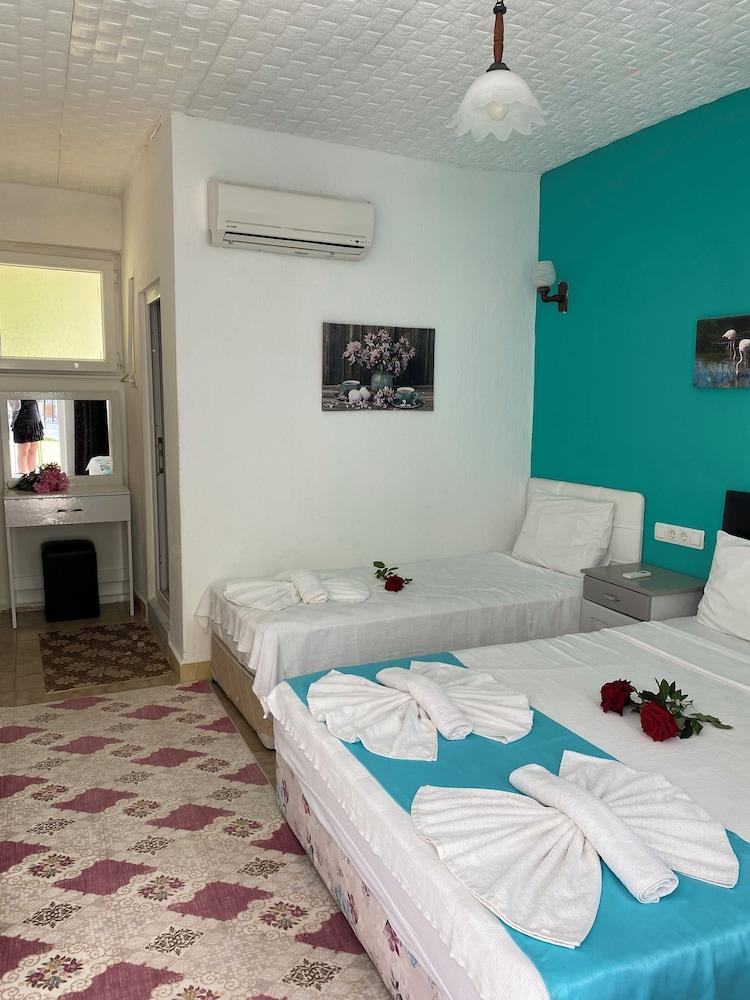 Maviay Adrasan Hotel