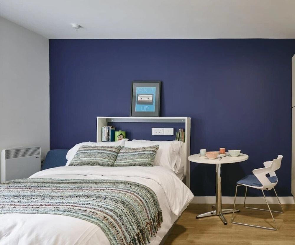 Student Only Foundry Courtyard