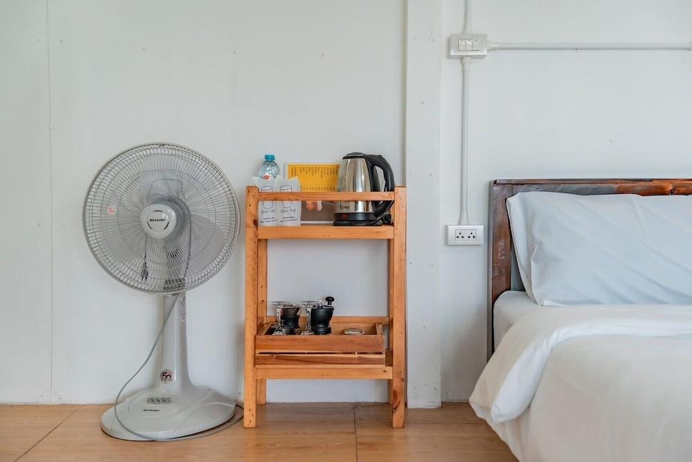 Long hug khao homestay