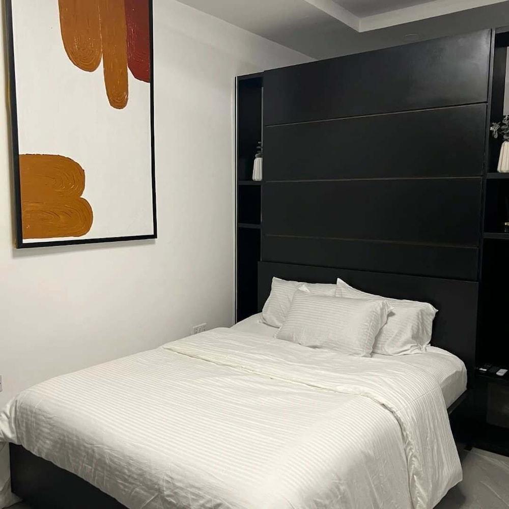 Sterling Shortlet Apartment  and Suites