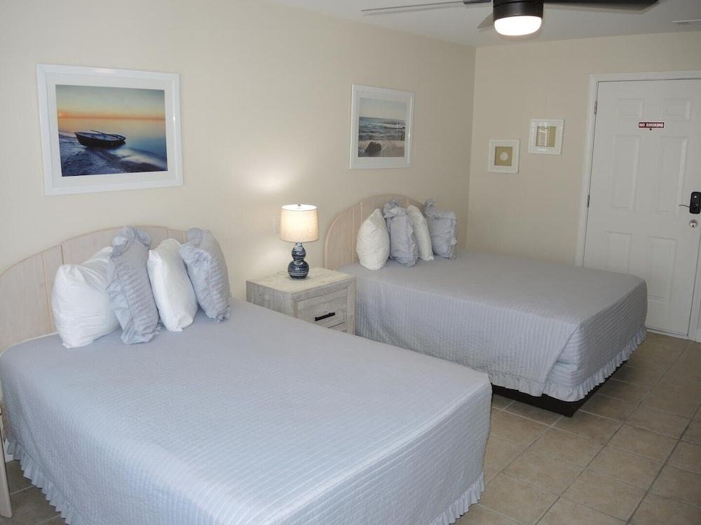 2909 2 Bedroom Villa