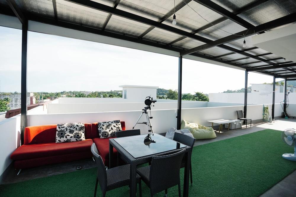 Rawai Rooftop 2BR Oasis