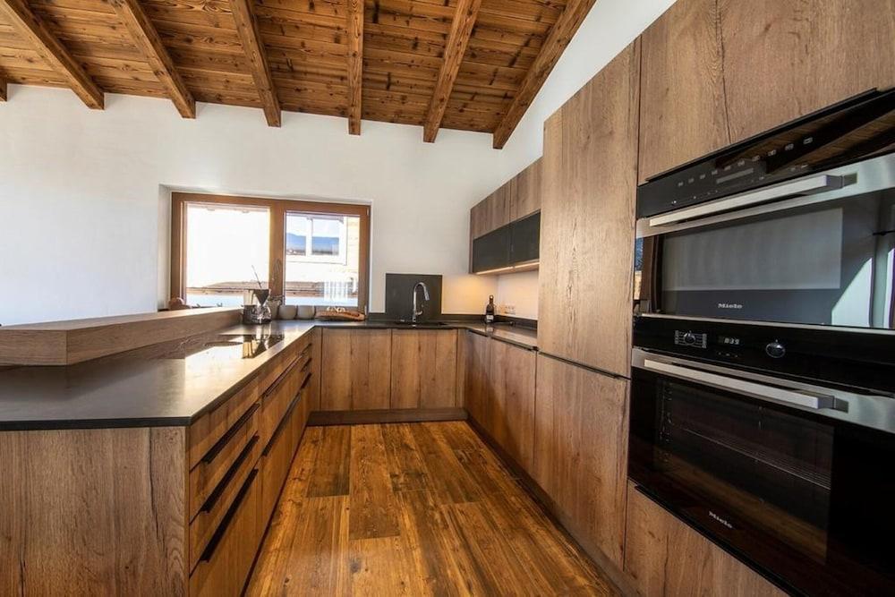 Chalet in Neukirchen 100 m ski Lift