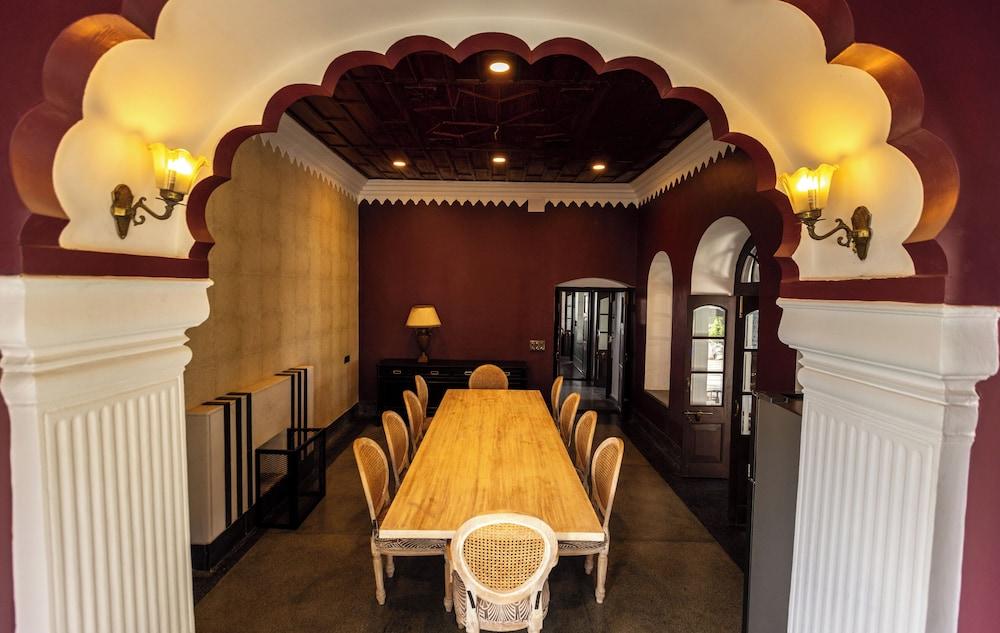 Amã Stays & Trails Terrance Hall , Mussoorie