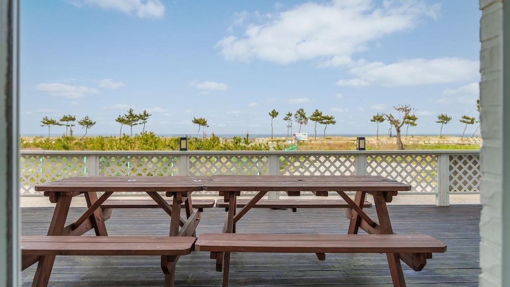 Yangyang Sunrise Sea Pension