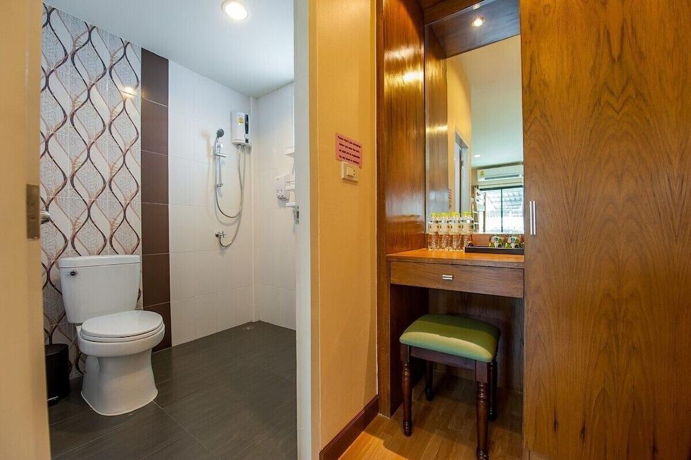 The Lodge BKK Hostel