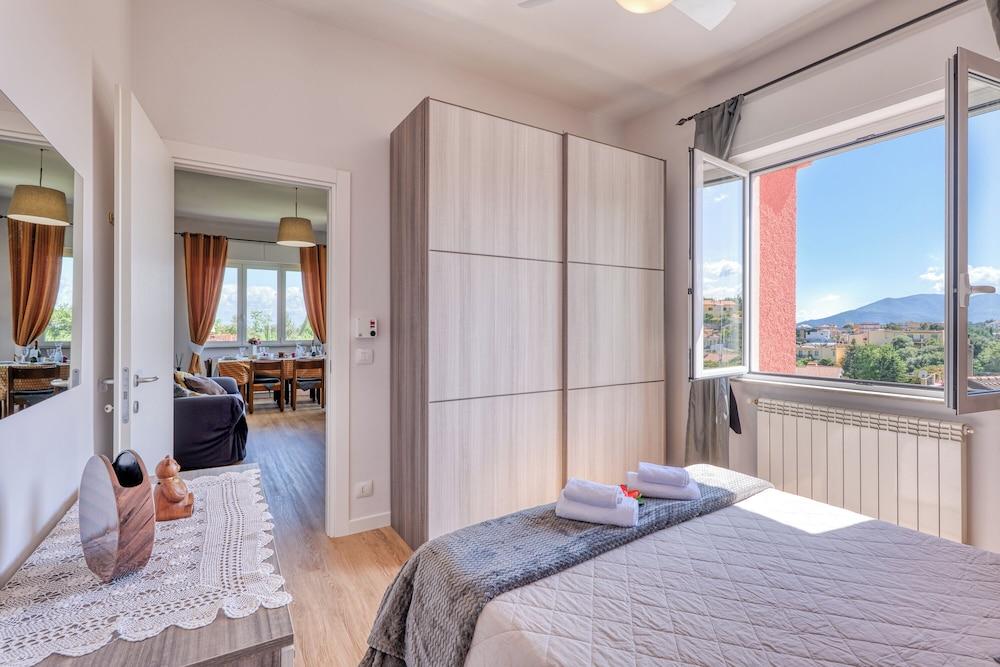 VP - Sea Garden - T6 With Parking