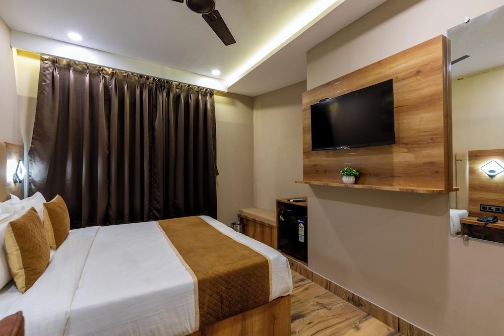 Hotel Zara International