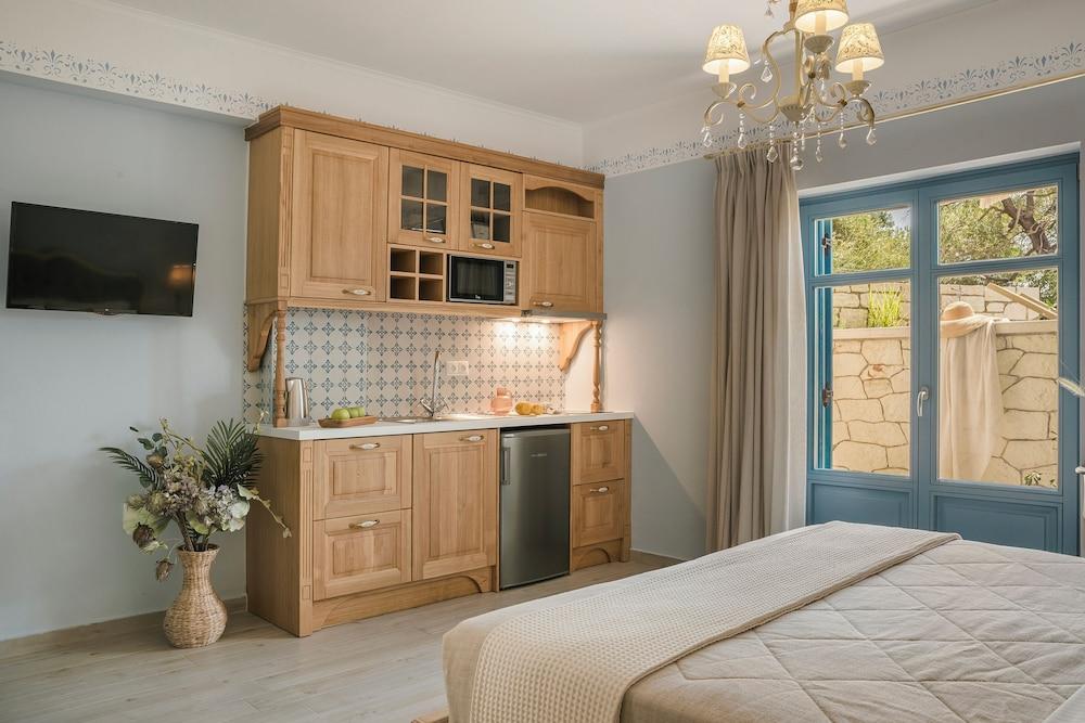 Elysium Living Parga