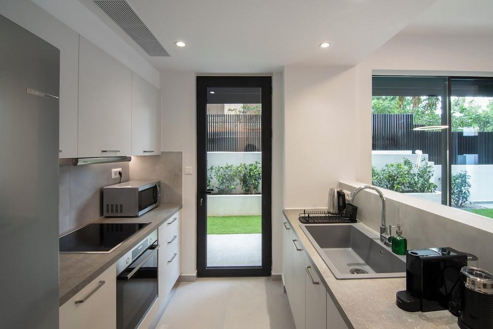 Stefano's Luxury Suite