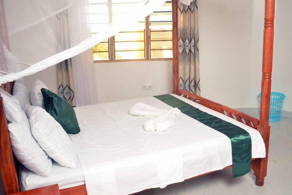 Greenfield Villa D- Diani