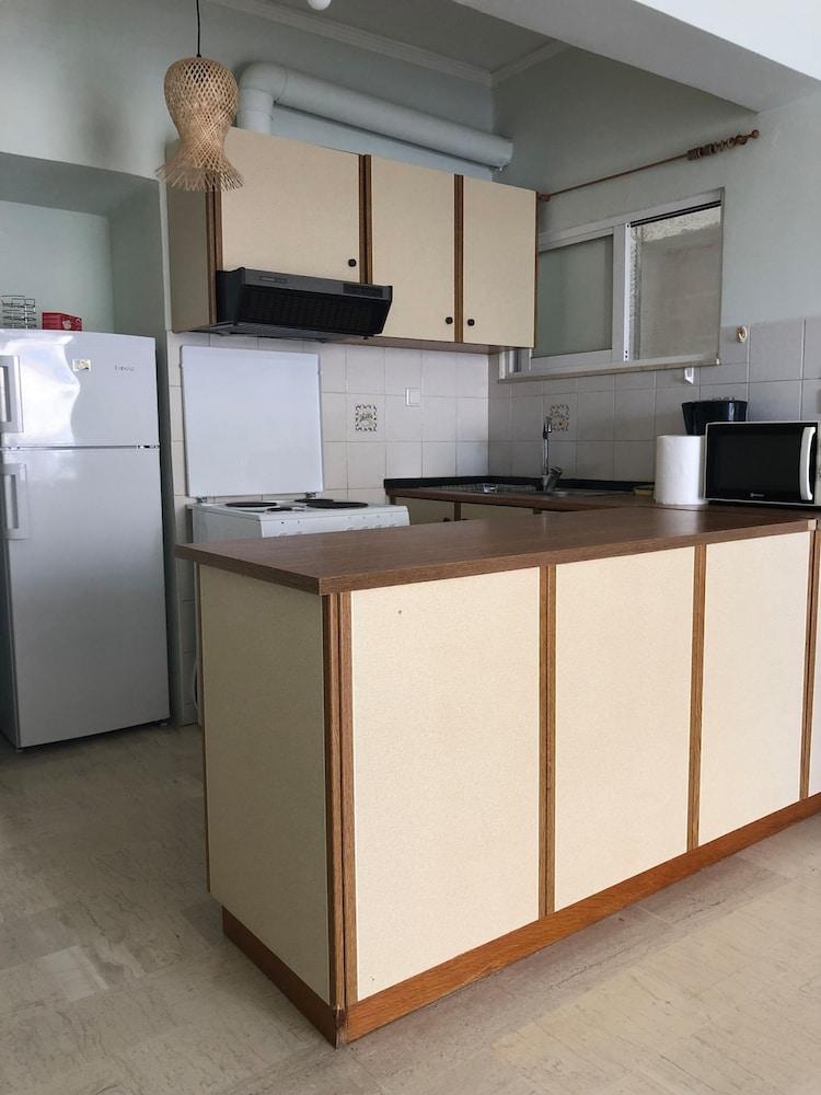 Kate Apartment Across the Marina