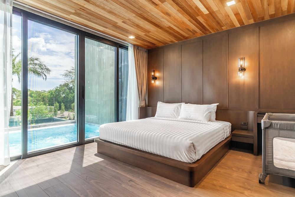 Chariot By Villacarte