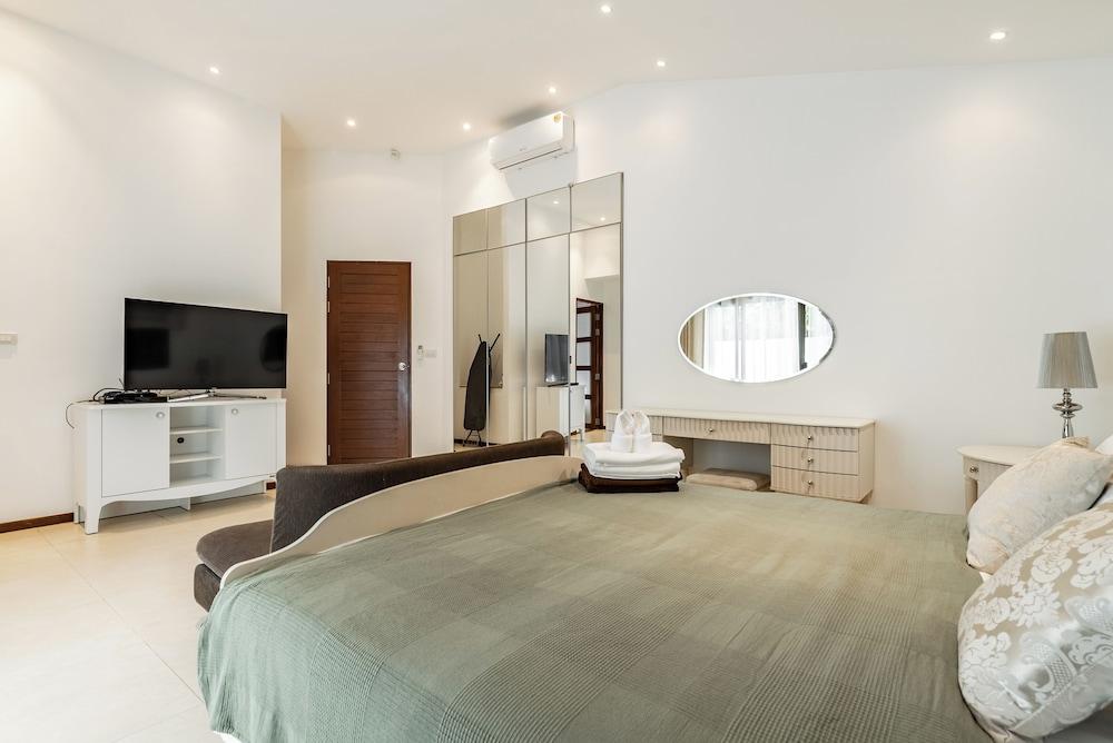 Villa Andre By Villacarte