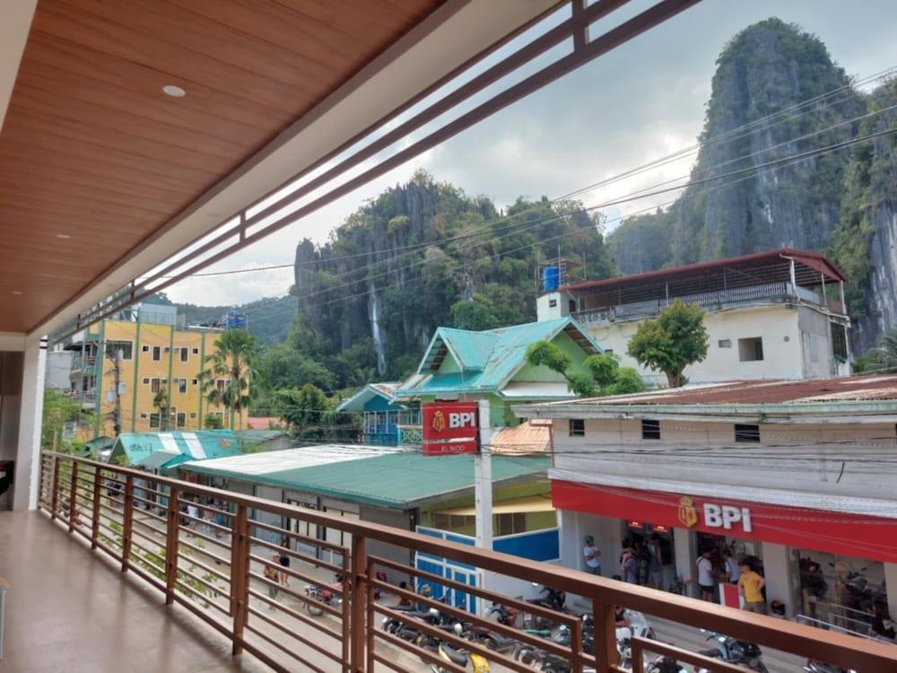 beehive elnido tourist inn